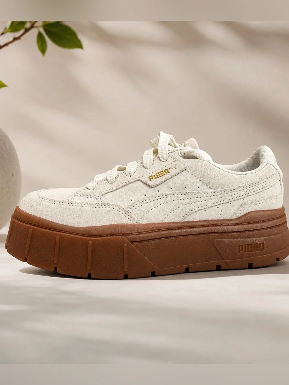 Puma Mayze Stack Luxe Platform Sneakers Cream Suede Gum Sole Women’s US 8